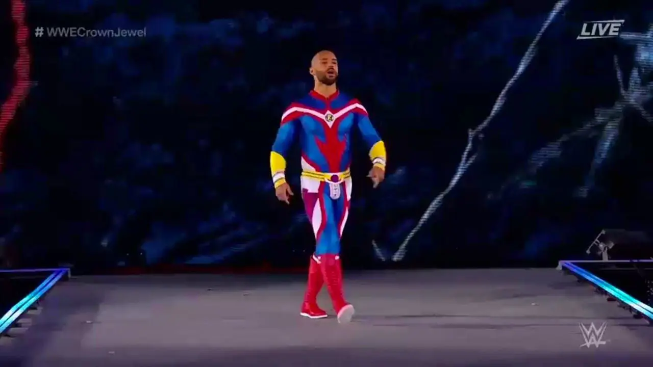 WWE PLUS ULTRA! Ricochet omaggia My Hero Academia