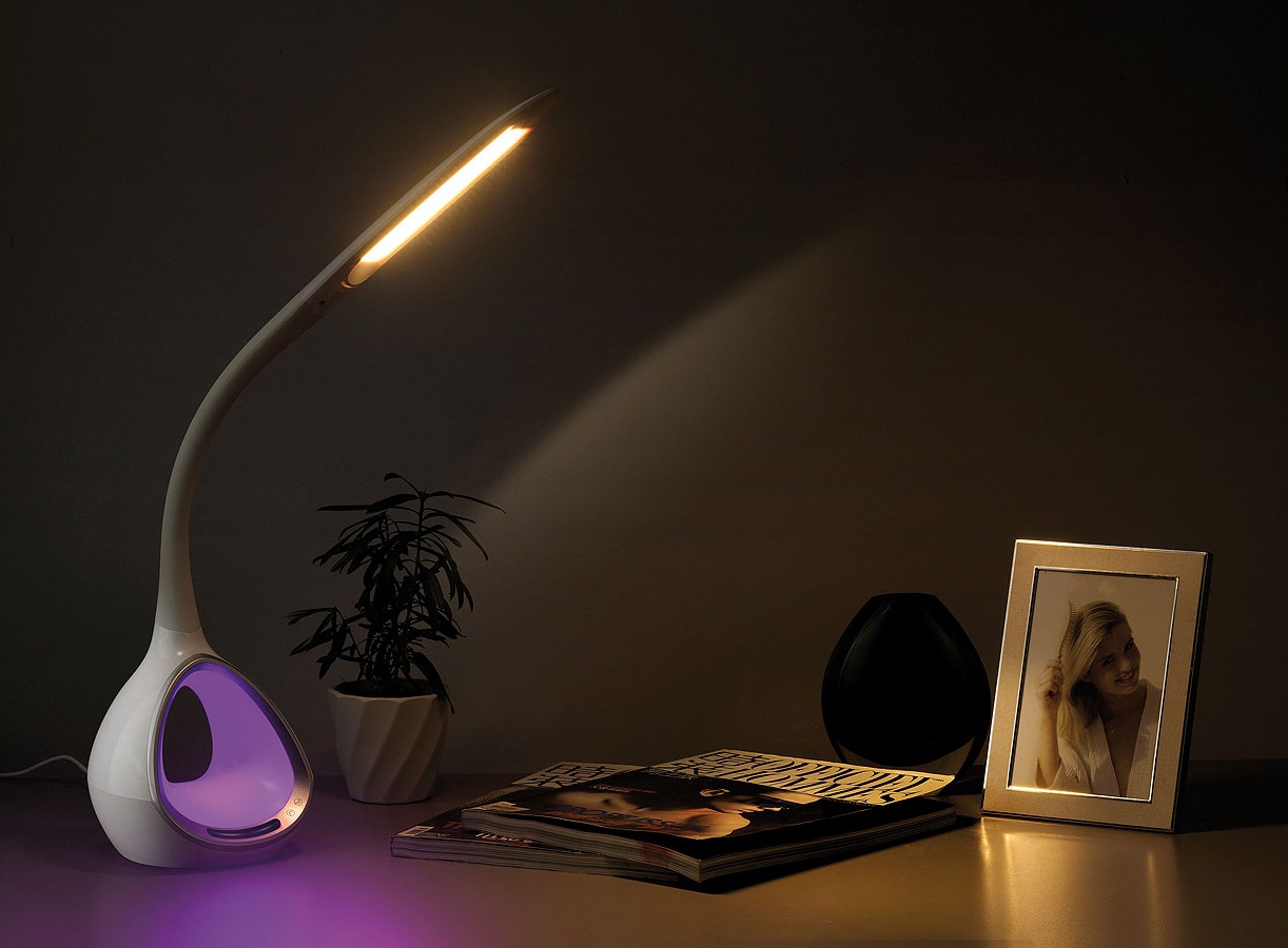 Изменить освещение. Настольная лампа РГБ. Светильник светодиодный led Threel Leaf Lamp. Настольная лампа Living Color Light Lamp. Настольная лампа меняющая цвет.